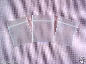 Sacchetti portaoggetti in police trasparente richiudibile 500 spesso 4 mil_1,2"" x 1,5""_30 x 40 mm - Foto 1 di 12