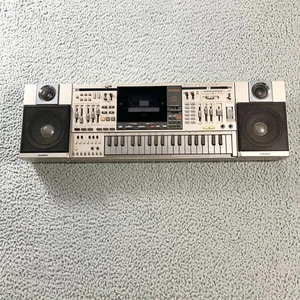 Casio KX-101 Ghetto Blaster Boombox Altavoces Desmontables Teclado Para Piezas - Imagen 1 de 10