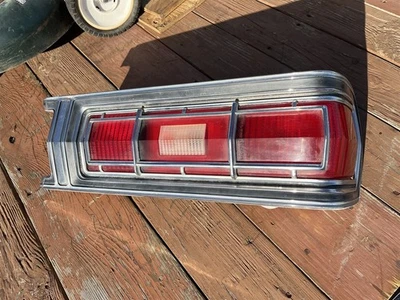 1974-76 Ford Torino Elite Right Tail Light Assembly 1975 1976 OEM 74 75  - Image 1 of 4