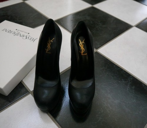 SAINT LAURENT (YSL) Scarpe décolleté Tributoo nuove con scatola 100% originali YSL in pelle nera taglia 37 5 $795