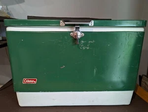 Vintage Coleman Cooler Metal Green 22 X 13 1/2" X 15 3/4" Tall 1983 - Picture 1 of 12