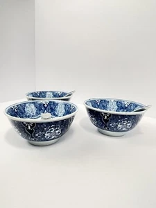 Set 3 ciotole per riso/zuppa orientale e cucchiaio abbinato ceramica blu e bianca - Foto 1 di 6