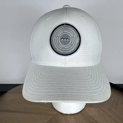 Sombrero de golf Travis Mathew para hombre The Patch Desert Mountain Scottsdale Flexfit SM MED Foto 1 de 4