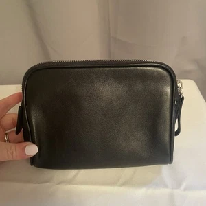 Bolsa de cosméticos gruesa Coach de colección negra de cuero suave bolsa de maquillaje estuche - Imagen 1 de 11