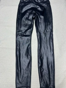 Fabletics Kunstleder Leggings Medium Neu ohne Etikett - Bild 1 von 4
