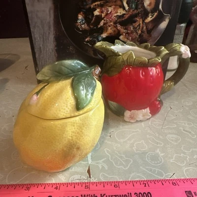 Juego de azucarero y crema: cerámica fresa y limón, nuevo par de rubí de esquina Foto 1 de 4