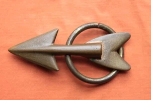 Vintage Large Heavy Hand Made Bronze Arrow Western Belt Buckle - Picture 1 of 4