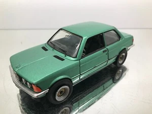 MEBETOYS 6719 BMW 320 - GREEN METALLIC 1:25 - GOOD CONDITION - B5 - Picture 1 of 8