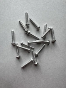 TORNILLOS DE MÁQUINA RANURADOS DE CABEZA REDONDA DE ALUMINIO. 10/24 x 1” 12 piezas. NUEVO - Imagen 1 de 1