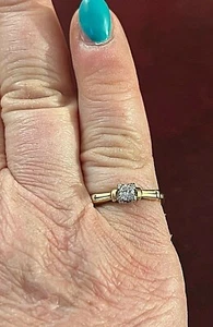 Vintage 14-18K Yellow Gold Diamond Ring Size 7 - Picture 1 of 8