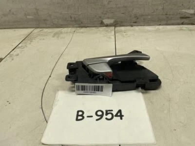 2017 HYUNDAI SONATA SE MAÇANETA INTERNA DA PORTA DO PASSAGEIRO DIANTEIRA DIREITA FABRICANTE DE EQUIPAMENTO ORIGINAL+ - Imagem 1 de 4