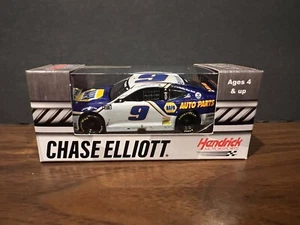 Camaro ZL1 NASCAR 1/64 Chase Elliott 2020 NAPA Martinsville Win #9 - Imagen 1 de 5