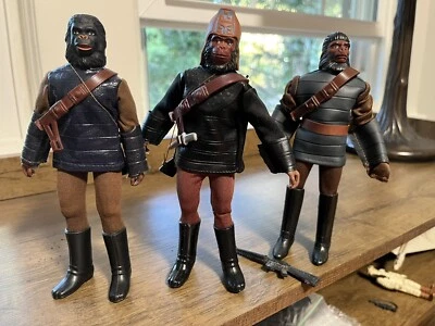 Mego General Urko Planeta dos Macacos Ursus POTA Soldado Macaco Lote 3 Figuras NASA - Imagem 1 de 4