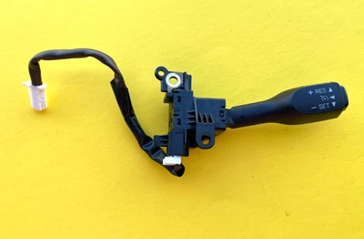 Toyota RAV4 2013-2018 palanca de volante interruptor de control de crucero OEM 18A939 Foto 1 de 4