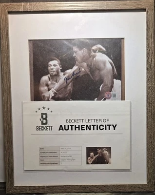 🔥 💎 🔥 Foto autografiada de Muhammad Ali con marco BECKETT LOA 🔥 💎 🔥 Foto 1 de 4
