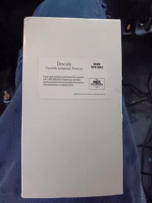 Dracula VHS Spanish Language *RARE DEMO* MCA Universal Monster Horror Promo Tape - Image 1 of 4