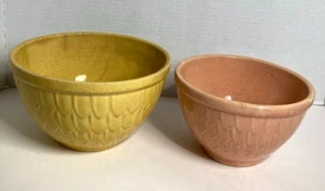 VTG McCoy Pottery Fish Scale Mixing Bowls Ceramic (Set of 2) 7" pink & 8" yellow - Picture 1 of 22