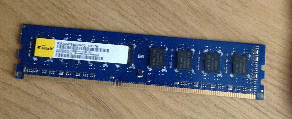 Elixir 2GB RAM M2F4G64CB8G7N-CG (PC3-10600, DDR3 1333MHZ), DIMM - Image 1 of 1