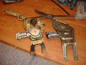 81-87 CHEVY GMC POWER WINDOW REGULATOR 88-91 CREWCAB SUBURBAN REAR DOORS - Picture 1 of 5