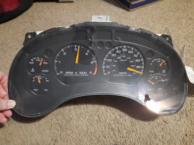 2000 Chevrolet S10 Blazer/GMC Jimmy Sonoma painel de instrumentos 257-03695 - Imagem 1 de 4