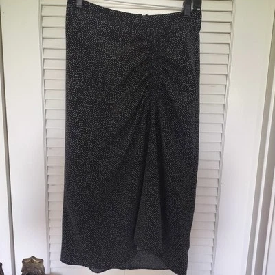 Falda acanalada forrada blanca negra Banana Republic talla 0 Foto 1 de 4