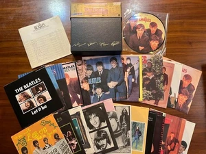 The Beatles Singles Collection Japan 1982 Promo White Label 27unit Box EAS-17311 - Picture 1 of 20