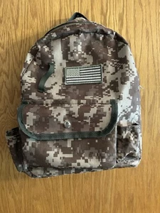 Camouflage Small Backpack With American Flag Patch - Picture 1 of 6