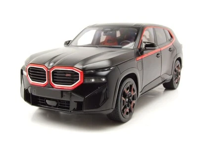 BMW XM 2023 matt schwarz Modellauto 1:18 Minichamps - Bild 1 von 4