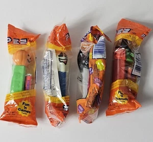 Pez Halloween Süßigkeitenspender 4 Stück Kürbis Hexe Fledermaus Geist Neu - Bild 1 von 2