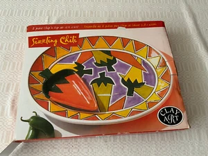 2 Stück Ton Kunst Brutzeln Chili Handbemalt Keramik Chip 'N Dip Set Tablett Platte - Bild 1 von 11