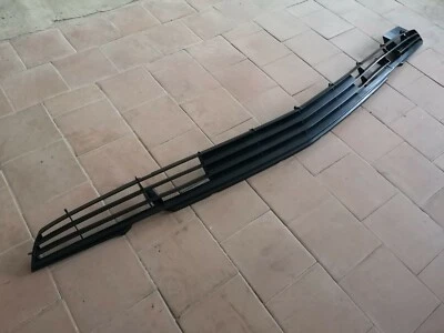 PARAGOLPES DELANTERO ORIGINAL AUDI 100 200 C3 PARRILLA CENTRAL 443853667 443853667B Foto 1 de 4