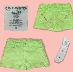 GIRL GREEN SHORT CANYON RIVER BLUES - Picture 1 of 4