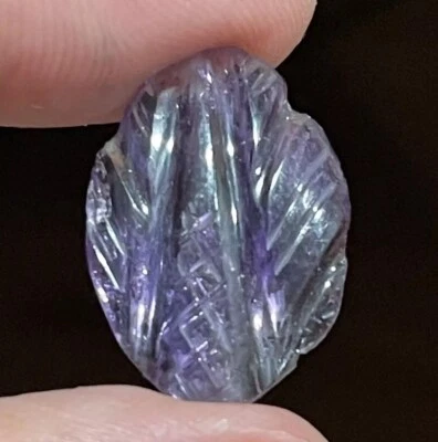 8.5ct 23.3x16x3.6mm Purple Leaf Carved Flat Back Amethyst Cabochon Gem - Image 1 of 4