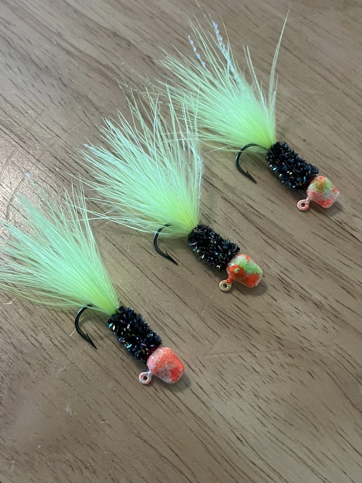 Three hand tied 1/16 crappie jigs  - Image 1 of 1
