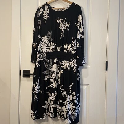 Vestido London Times Negro Marfil 22W Elastizado Línea A Bolsillos Cintura Acanalada Claro Foto 1 de 4