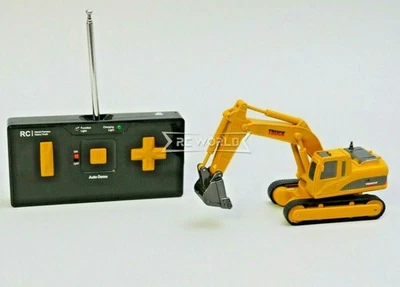 RC Micro 1/64 EXCAVATOR D90 Micro RC Construction Truck W/ BUCKET 40MHZ - Image 1 of 4