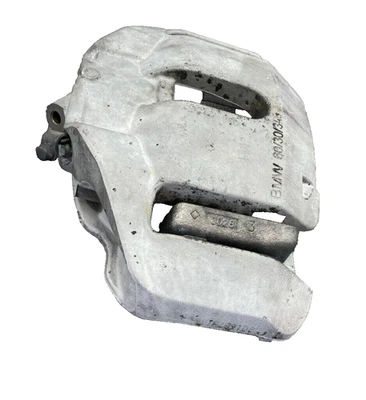 Conjunto de pinza de freno delantera izquierda conductor BMW 535i 04-10 OEM Foto 1 de 4