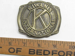 OLD KIWANIS INTERNATIONAL BELT BUCKLE CLOTHING - Picture 1 of 1