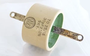 Valvo Tuner antenowy Kondensator wysokiego napięcia / HF 30 pF / 9kV do 25x16 - Zdjęcie 1 z 3