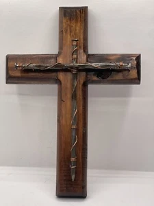 "Cruz grande rústica hecha a mano - Cruz de madera con clavos pared 10X14""" - Imagen 1 de 7