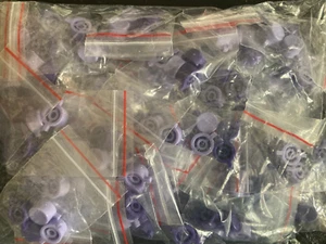 40 x Super Famicom Control Pad Ersatz Tasten Sets Konvolut Restposten - Bild 1 von 1