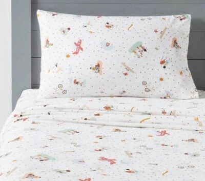 Juegos de sábanas Pillowfort Playful Pals completos de algodón de 4 piezas Foto 1 de 2