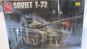AMT 174 SOVET T-72 TANK 1/35 SCALE MODEL TANK KIT - Picture 1 of 4