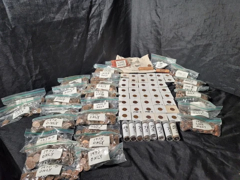 4000+ 95% Copper Pre 1982 Lincoln Memorial Cents Pennies Sorted 1970s S Mint Cover