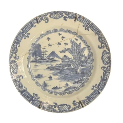 Antigua porcelana china de exportación azul y blanco, dinastía Qing, Qianlong (1736-95) Foto 1 de 4