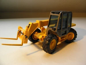 Cargador telescópico Joal past zu Siku Farmer JCB 525-58 1/35 - Imagen 1 de 9