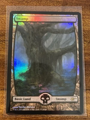 MTG✨SWAMP Judge Full Art FOIL✨RARE Basic Land MINT T. Nielsen Art 2014 UNPLAYED - Image 1 of 4