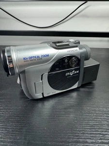 Hitachi DVDCAM 15x optischer Zoom DVD Camcorder FÜR ERSATZTEILE/REPARATUR nicht getestet wie abgebildet - Bild 1 von 8