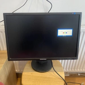 Samsung SyncMaster 2243BW 22" Widescreen LCD Monitor With Stand - Afbeelding 1 van 8
