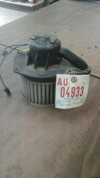 83 84 85 86 87 MAZDA 626 BLOWER MOTOR 2220 Foto 1 de 1